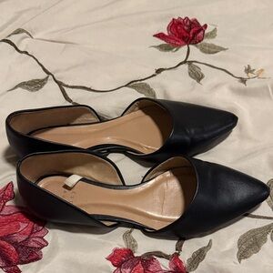 Black Women's Flats
